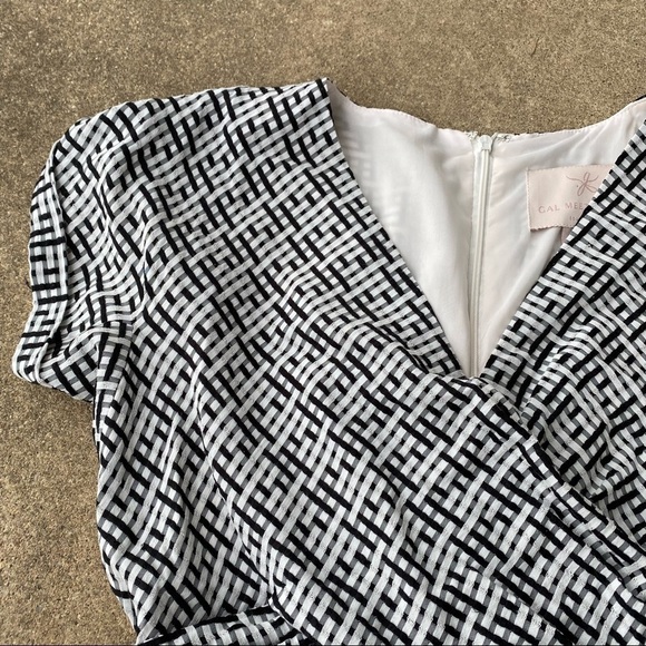 Gal Meets Glam Carson Dress - Picture 4 of 8